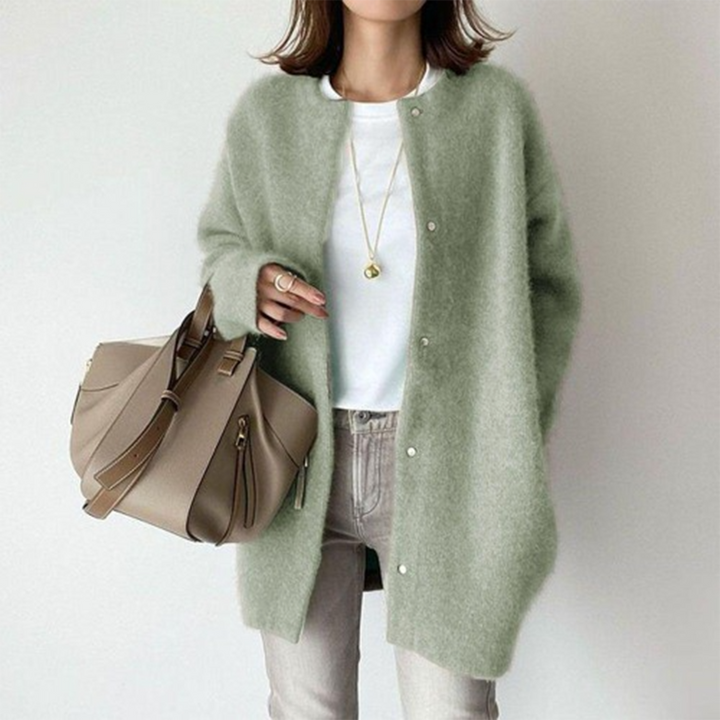 Kaia - Elegant Cashmere Cardigan