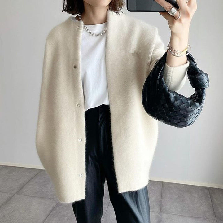 Kaia - Elegant Cashmere Cardigan